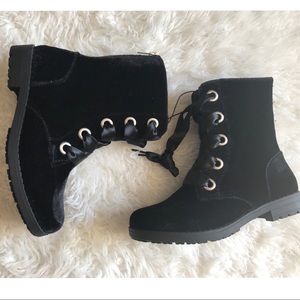 Nine West Big Girls Melinah Velvet Boots